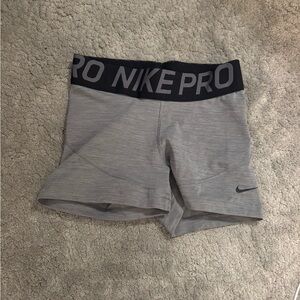 Nike Women’s Gray Pro Elastic-Waist Athletic Shorts